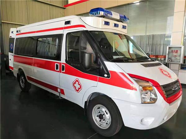 栾川县福特V362救护车